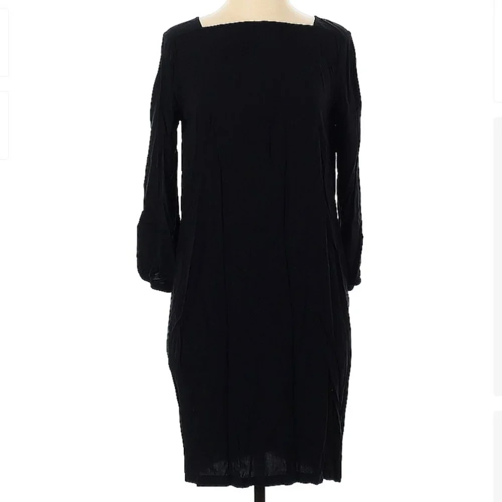 GAP 3/4 sleeve open back little black dress XS extra small bell sleeve - Picture 1 of 2